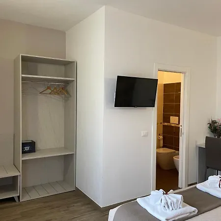 Porta Santa Croce Guest house *